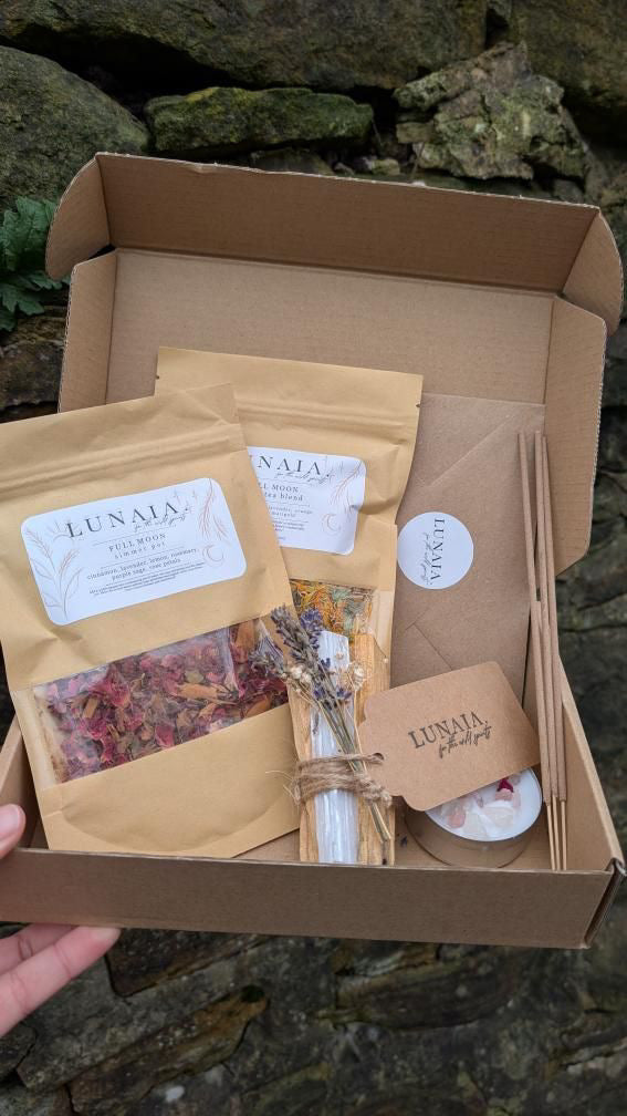 Full Moon Ritual Box